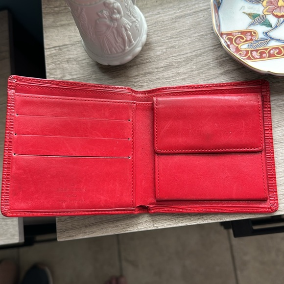 🔥 EUC AUTHENTIC RED EPI  WALLET - Picture 2 of 9